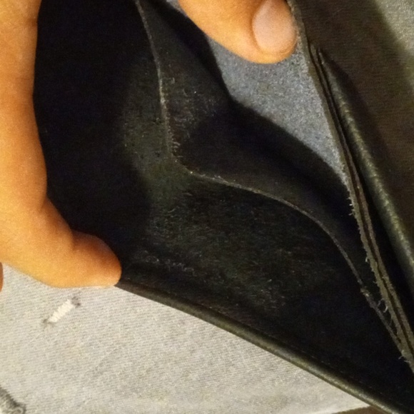wallet - Picture 3 of 4